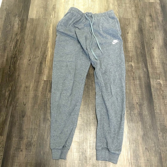 Nike women’s XS gray sweatpants - Picture 1 of 3
